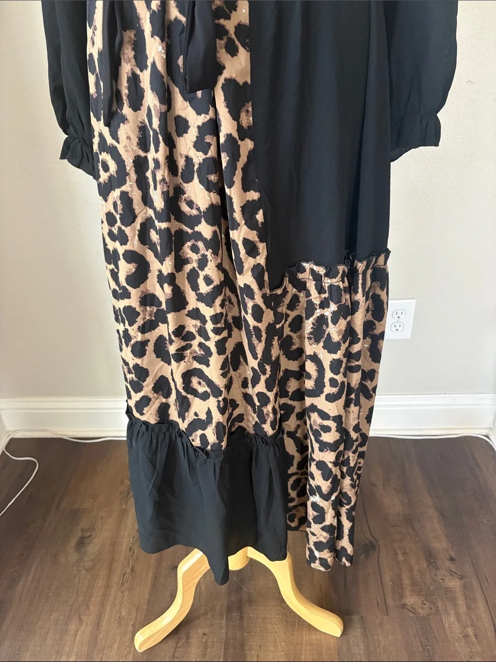 SHEIN Black & Leopard Panel Long Sleeve Maxi Dress OXL